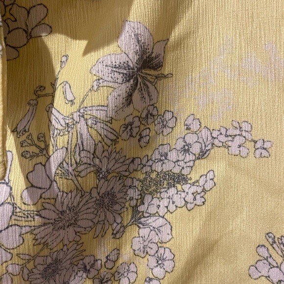 Floral Yellow Ruffle Top - Picture 6 of 6